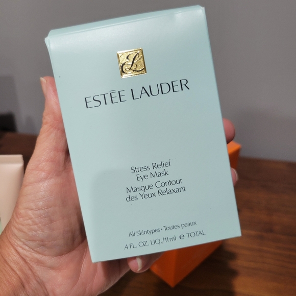 👝 LAST CHANCE 👝 Estee Lauder / Clinique Bundle - Picture 13 of 13